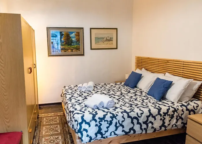 Garibaldi House Катания